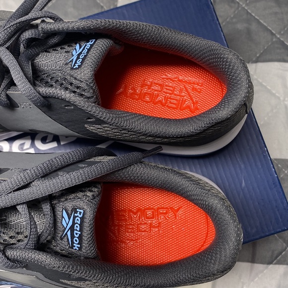 Grey & Blue Reebok Running Shoe, 8.5 - Picture 9 of 12